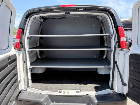 2021 Chevrolet Express 2500