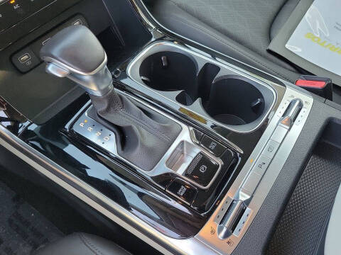 2024 Kia Carnival SX