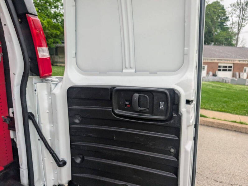 2019 Chevrolet Express 2500