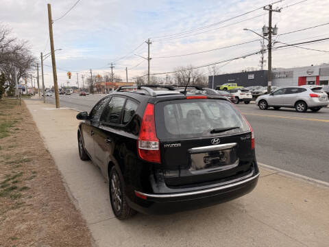 2012 Hyundai Elantra Touring SE