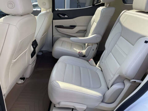 2021 GMC Acadia Denali