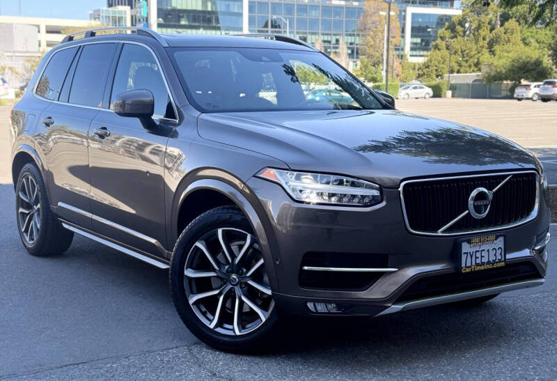 2017 Volvo XC90 T6 Momentum