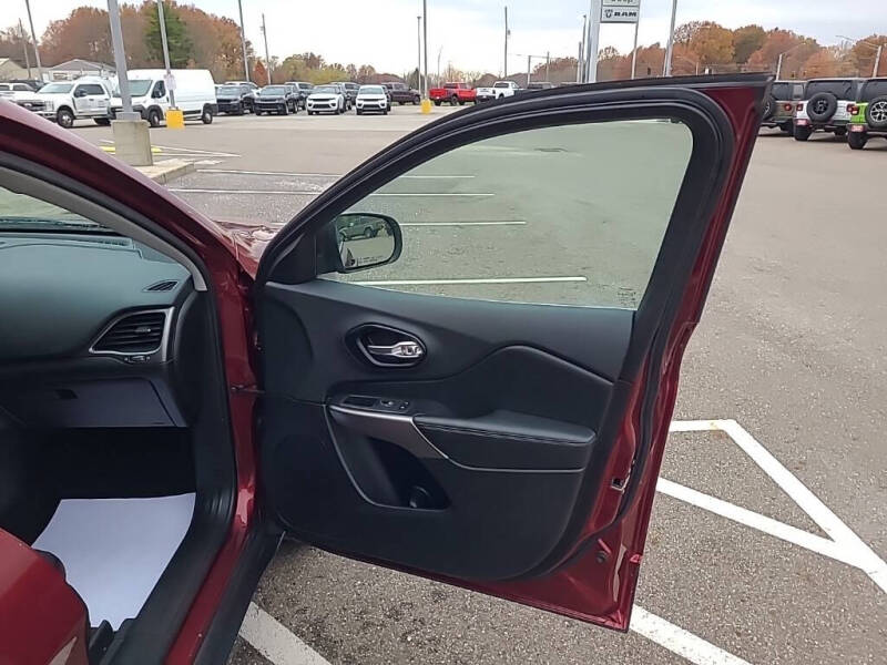 2021 Jeep Cherokee Latitude Lux