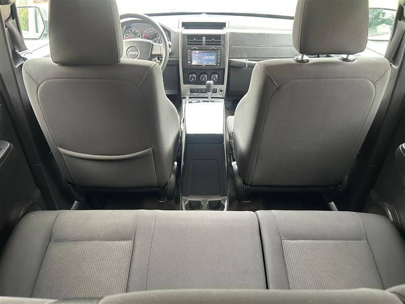 2009 Jeep Liberty Sport