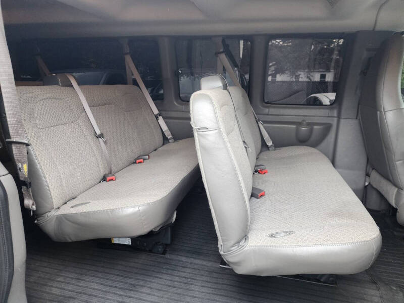 2020 GMC Savana LT 3500