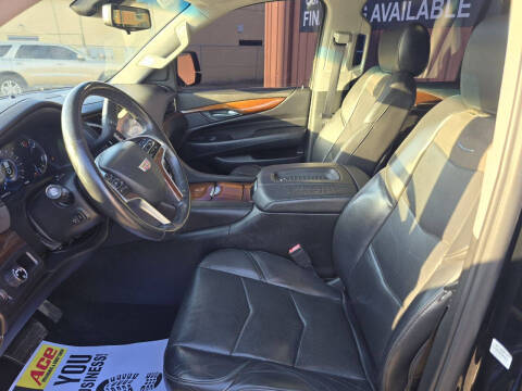 2018 Cadillac Escalade Luxury