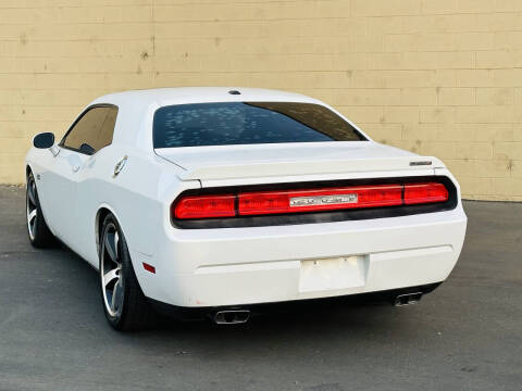 2012 Dodge Challenger SRT8 392