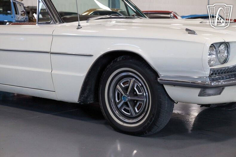 1966 Ford Thunderbird