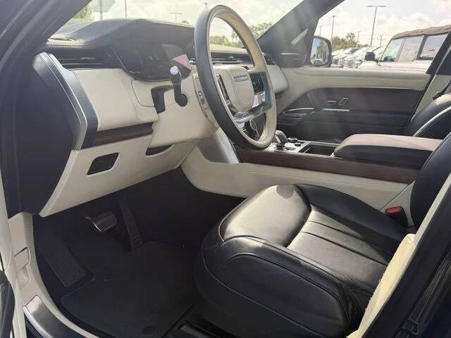 2023 Land Rover Range Rover P400 SE