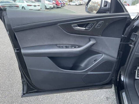 2023 Audi SQ8 4.0T quattro Prestige