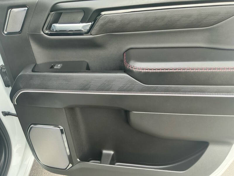 2025 GMC Sierra 1500 AT4X