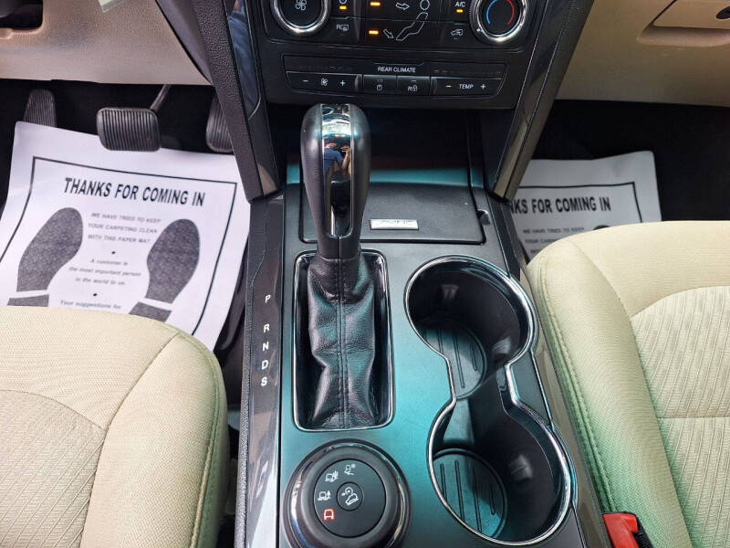 2016 Ford Explorer