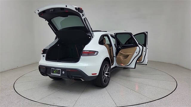 2023 Porsche Macan