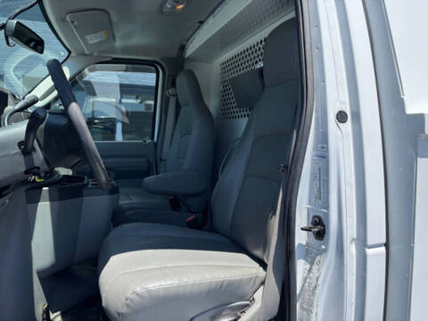 2017 Ford E350 Bucket Van
