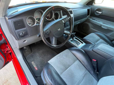 2007 Dodge Charger SRT-8