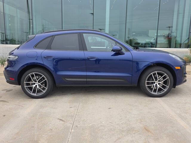 2025 Porsche Macan
