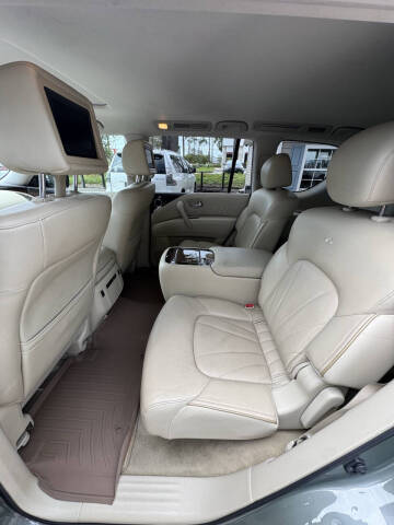 2011 Infiniti QX56