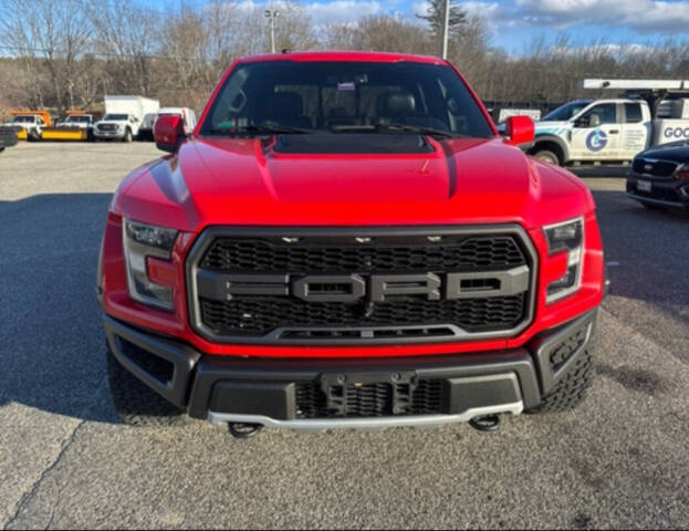 2018 Ford F-150 for sale at QUEENSGATE AUTO SALES in York, PA