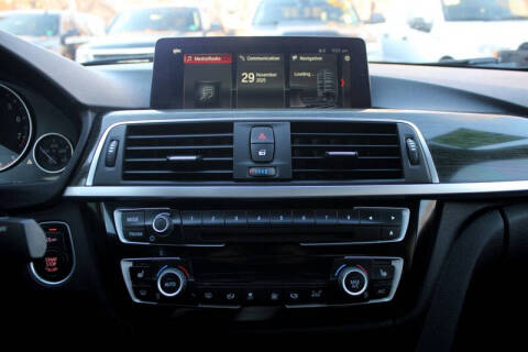 2018 BMW 3 Series 320i xDrive