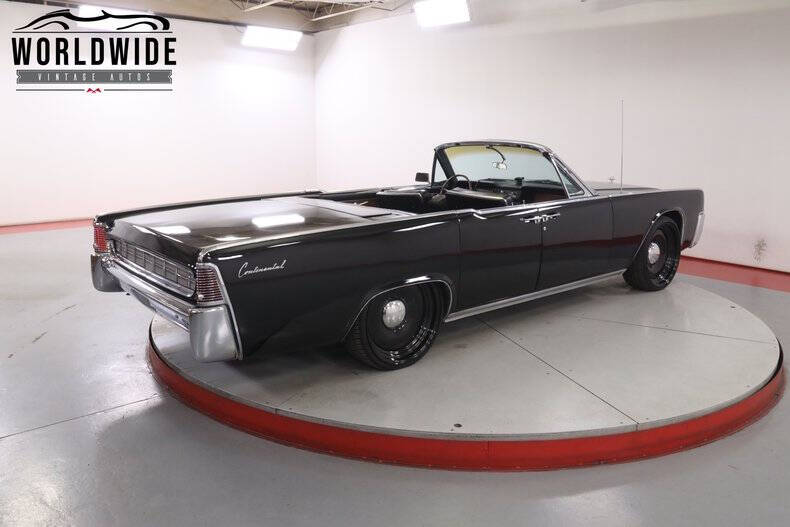 1963 Lincoln Continental