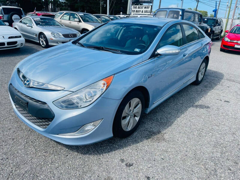 2015 Hyundai Sonata Hybrid for sale at VENTURE MOTOR SPORTS in Chesapeake VA