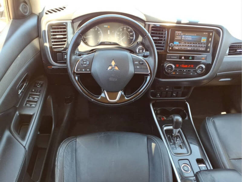 2019 Mitsubishi Outlander SEL