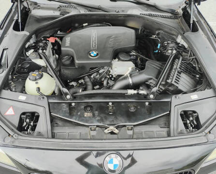 2016 BMW 5 Series 528i