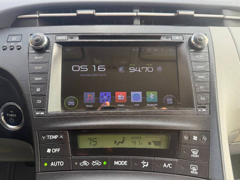 2011 Toyota Prius One