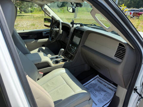 2017 Lincoln Navigator L Select