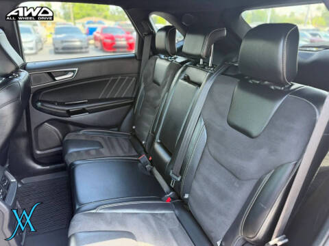 2020 Ford Edge ST