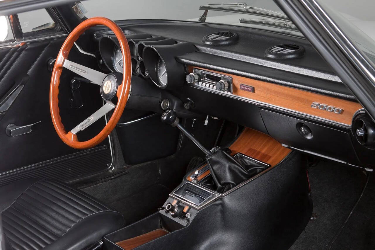 1973 Alfa Romeo 2000 GTV 17
