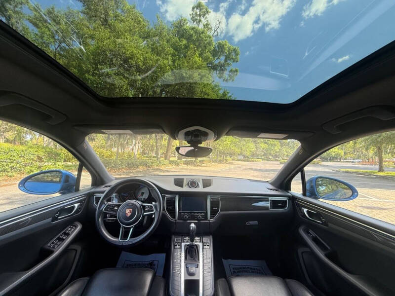 2015 Porsche Macan S