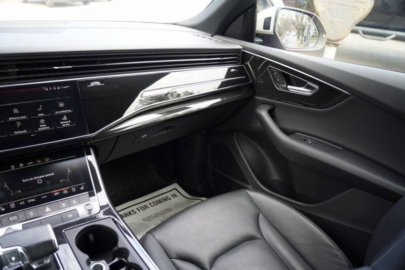 2021 Audi Q8 quattro Premium Plus 55 TFSI