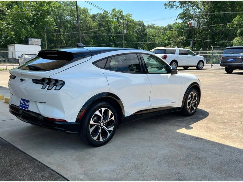 2021 Ford Mustang Mach-E Premium