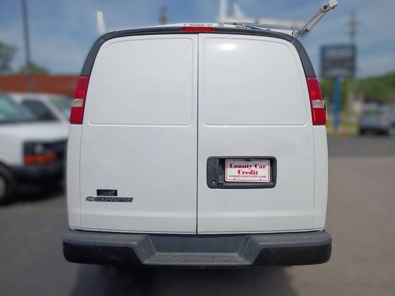 2017 Chevrolet Express 2500
