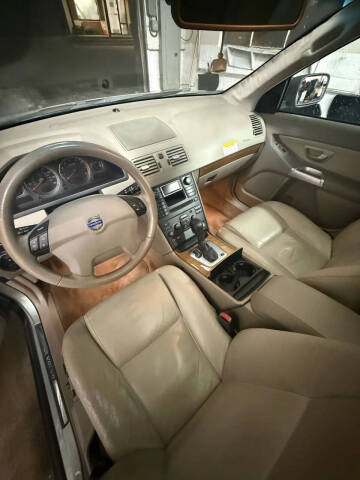 2005 Volvo XC90 2.5T