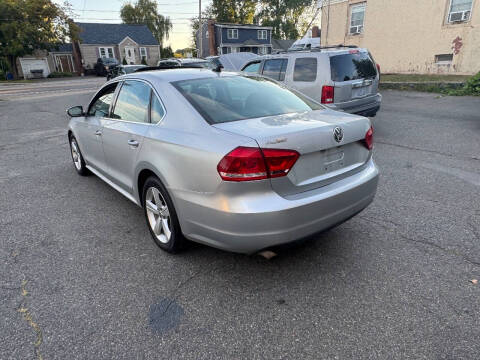 2012 Volkswagen Passat SE PZEV