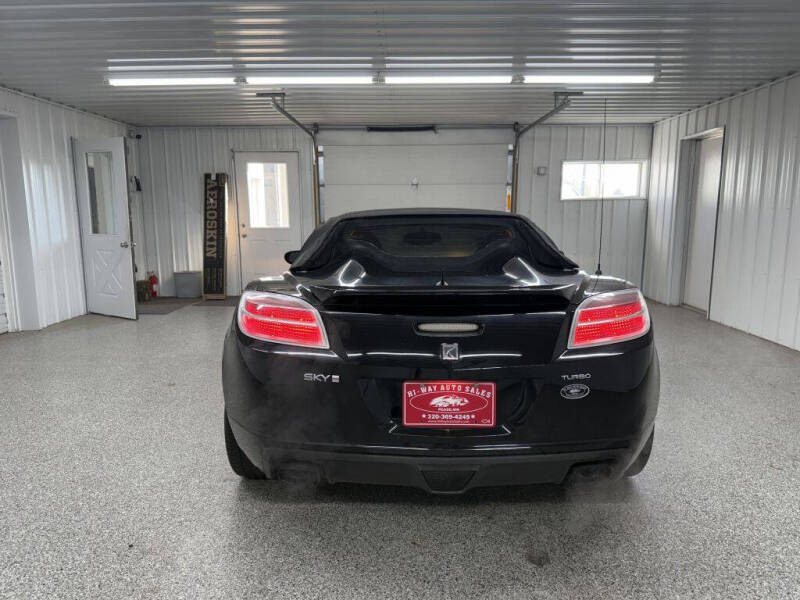 2007 Saturn SKY Red Line