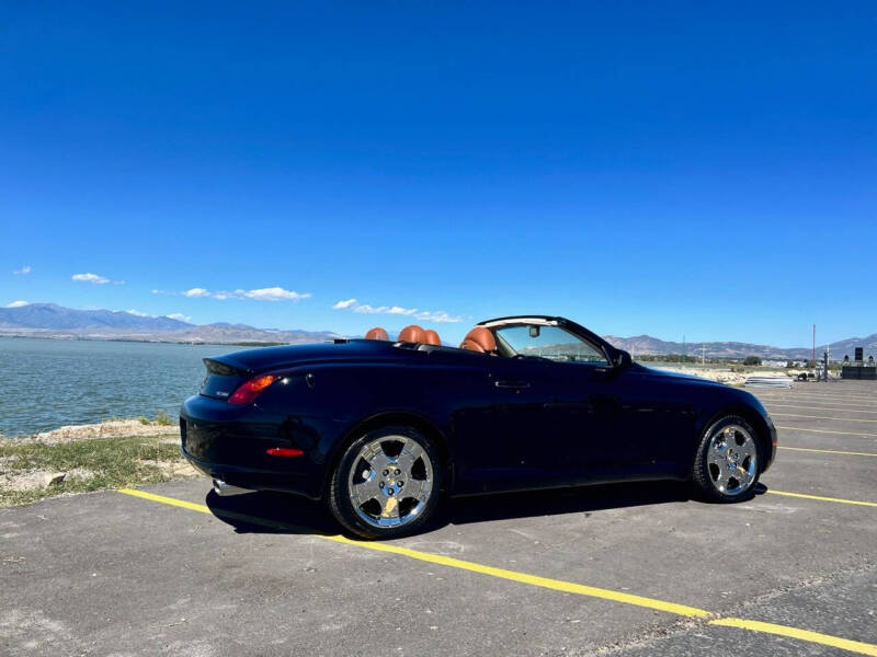 2004 Lexus SC 430