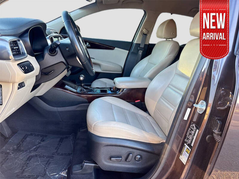 2018 Kia Sorento EX V6