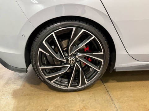 2022 Volkswagen Golf GTI Autobahn