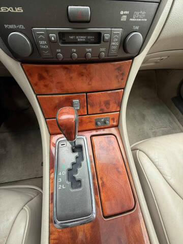 2002 Lexus LS 430