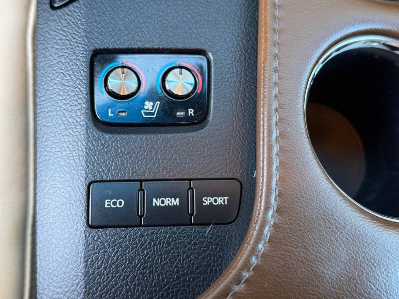 2014 Toyota Avalon Limited