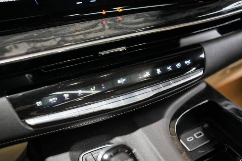 2024 Cadillac Escalade Premium Luxury