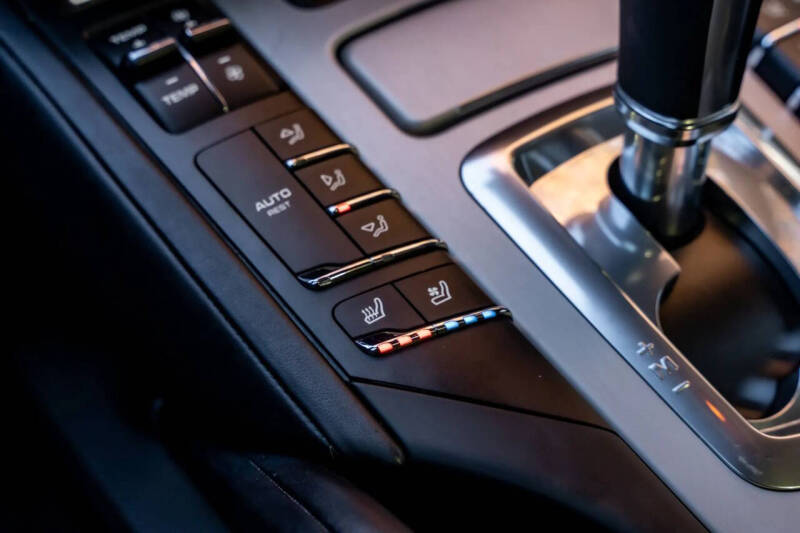 2015 Porsche Cayenne Turbo