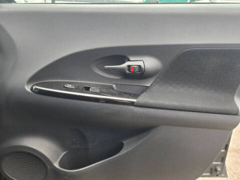 2009 Scion xD