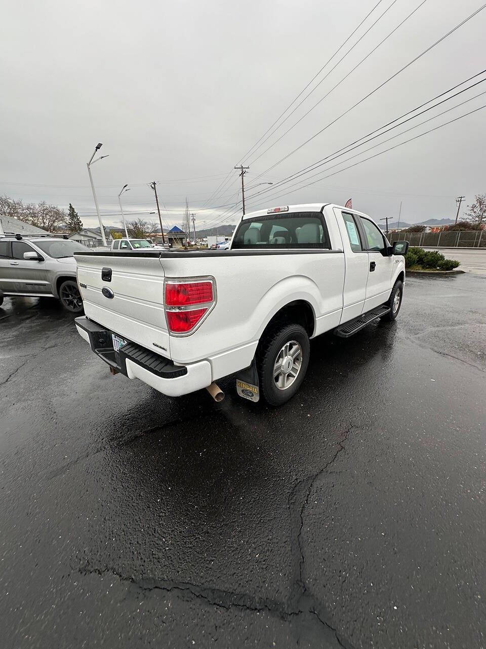 2013 Ford F-150 for sale at Jordan Motors in Roseburg, OR