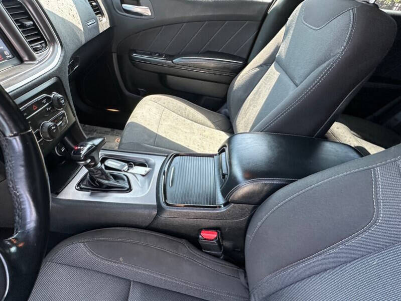 2019 Dodge Charger SXT