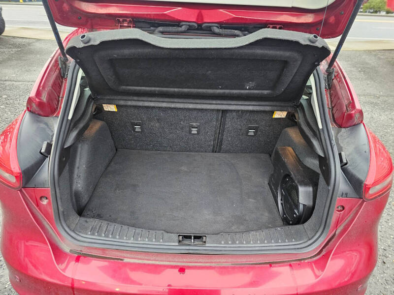 2017 Ford Focus Titanium