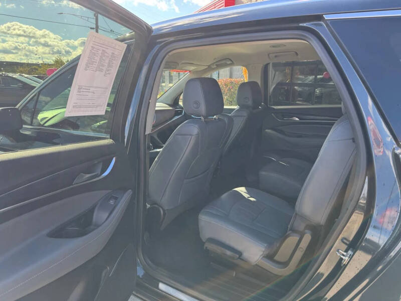 2020 Buick Enclave Essence